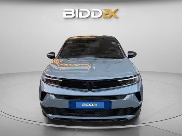 أوبل موكا 2026 بلاك اديشن ايه\تي رمادي أوتوماتيك — جديدة