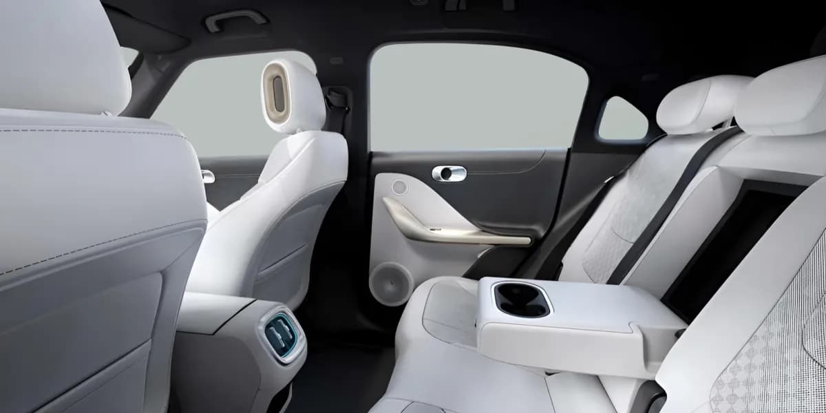 سمارت #١ برابوس 2026 لاكشيري أصفر أوتوماتيك — جديدة