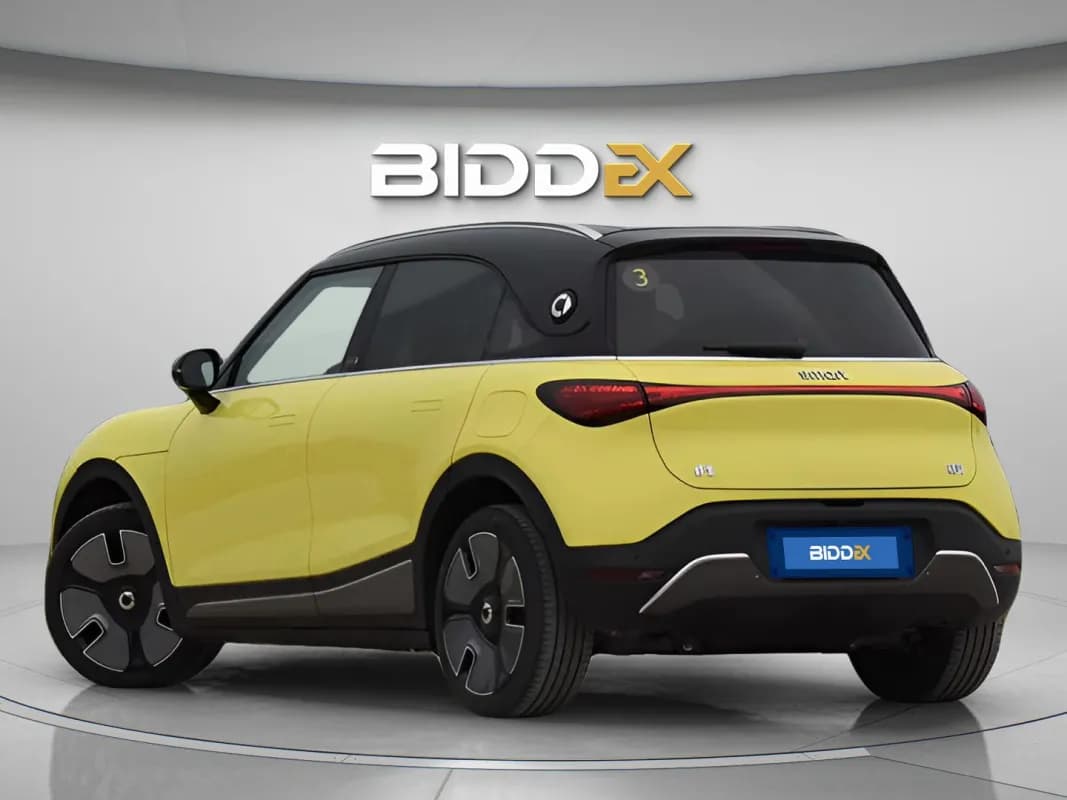 سمارت #١ برابوس 2026 لاكشيري أصفر أوتوماتيك — جديدة