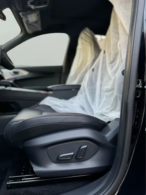 ام جي وان 2026 لاكشري أسود أوتوماتيك — جديدة