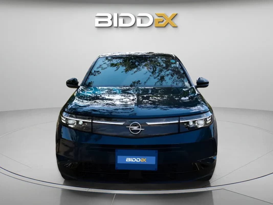 أوبل جراند لاند 2026 توب لاين بلس أزرق أوتوماتيك — جديدة