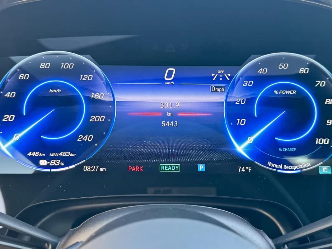 مرسيدس بنز EQS 2024