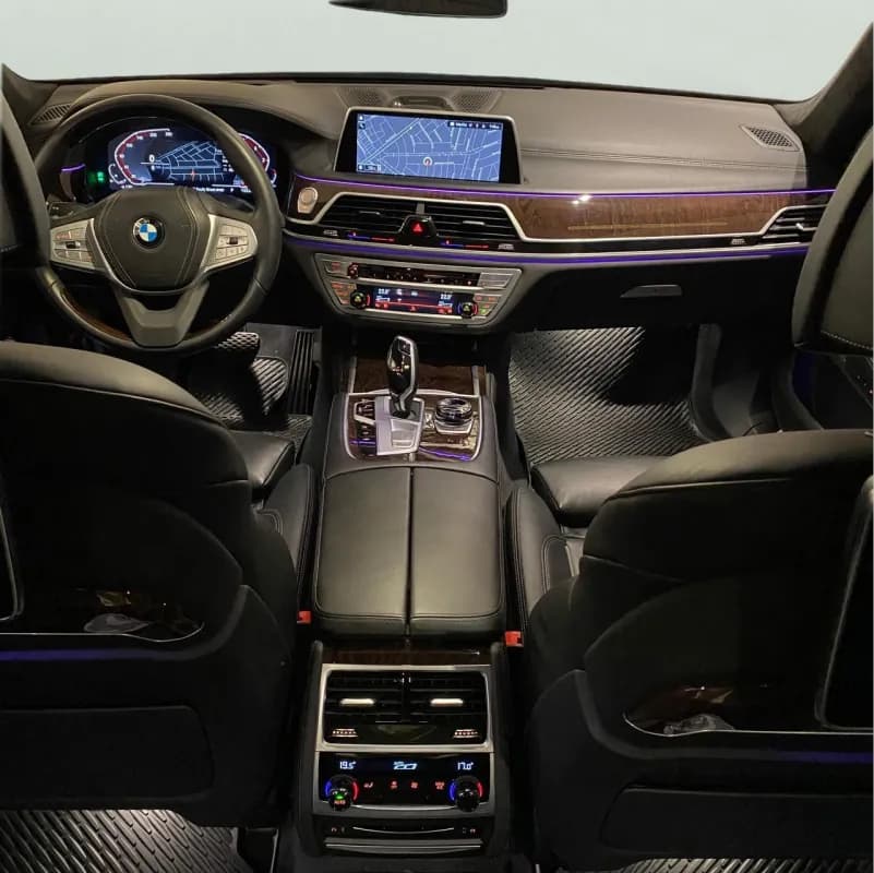 بي ام دبليو 730Li 2021 فولي لوديد أسود أوتوماتيك — مستعملة