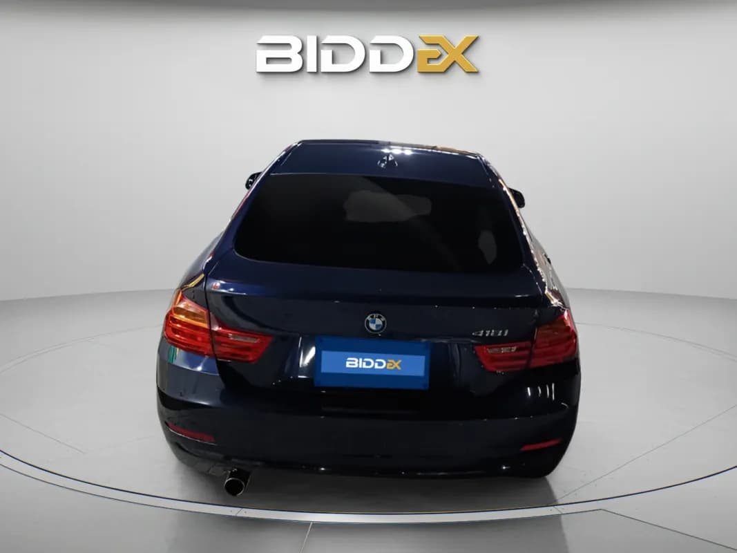 بي ام دبليو 418i 2016 اكسيكلوزيف أزرق غامق أوتوماتيك — مستعملة