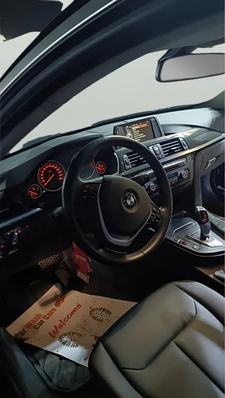 بي ام دبليو 418i 2016 اكسيكلوزيف أزرق غامق أوتوماتيك — مستعملة