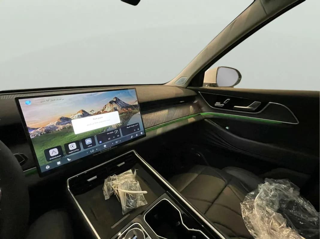 شيري تيجو 9 2026 لاكشري أبيض أوتوماتيك — جديدة