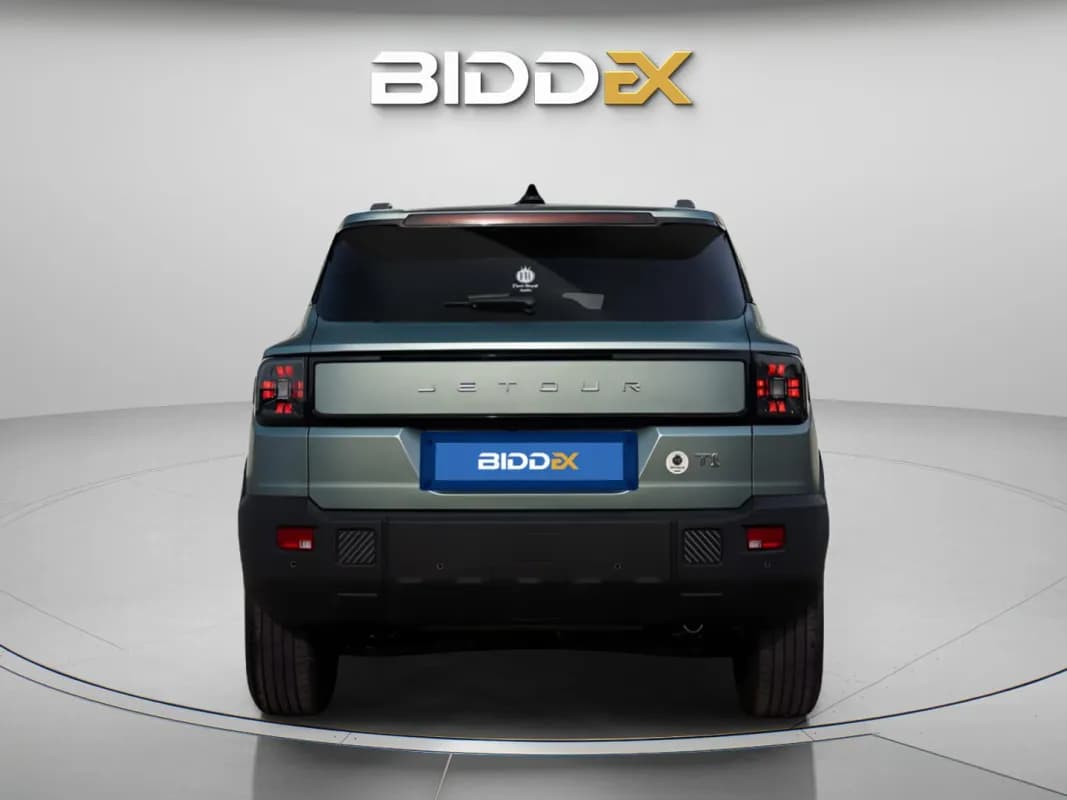 جيتور تي 1 2026 لاكشيري أزرق الداكن أوتوماتيك — جديدة