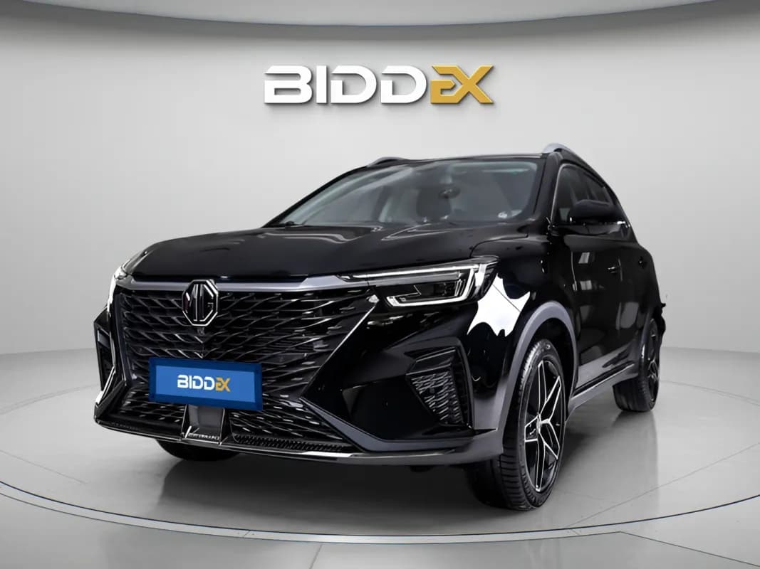 ام جي ار اكس 5 بلاس 2026 لاكشري أسود أوتوماتيك — جديدة