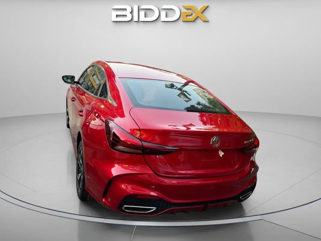 ام جي جي تي 2026 لاكشري أحمر أوتوماتيك — جديدة