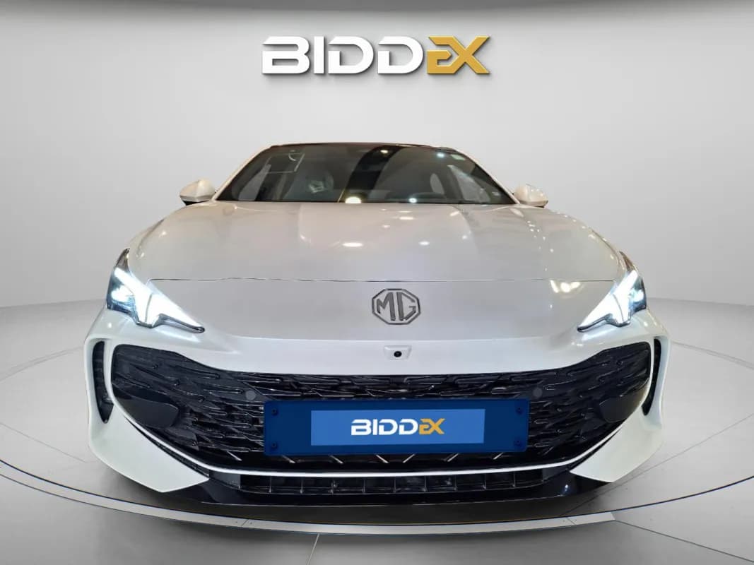 ام جي 7 2026 تروفي أبيض أوتوماتيك — جديدة