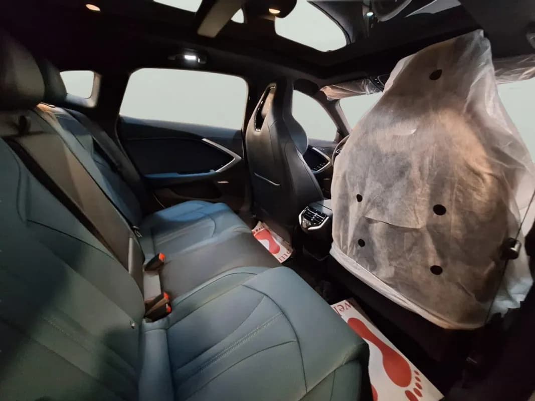 ام جي 7 2026 تروفي أبيض أوتوماتيك — جديدة