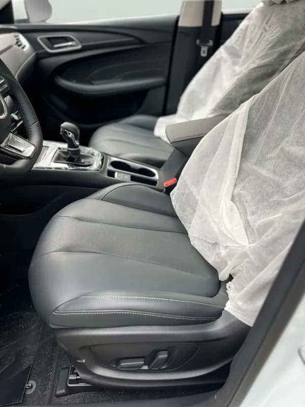 ام جي 5 2026 لاكشري أبيض أوتوماتيك — جديدة