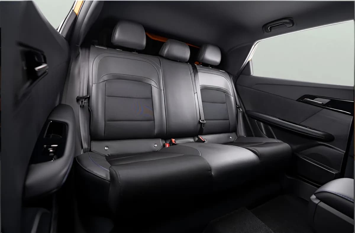 ام جي 4 اي في 2026 لاكشري برتقالي أوتوماتيك — جديدة