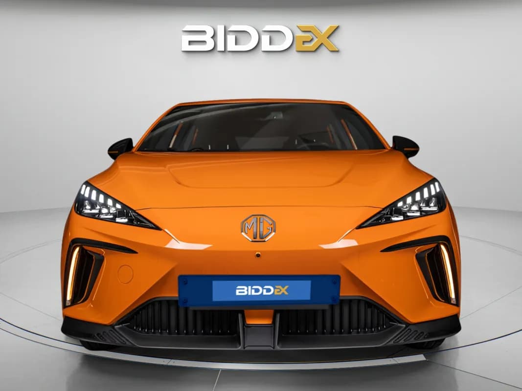 ام جي 4 اي في 2026 لاكشري برتقالي أوتوماتيك — جديدة