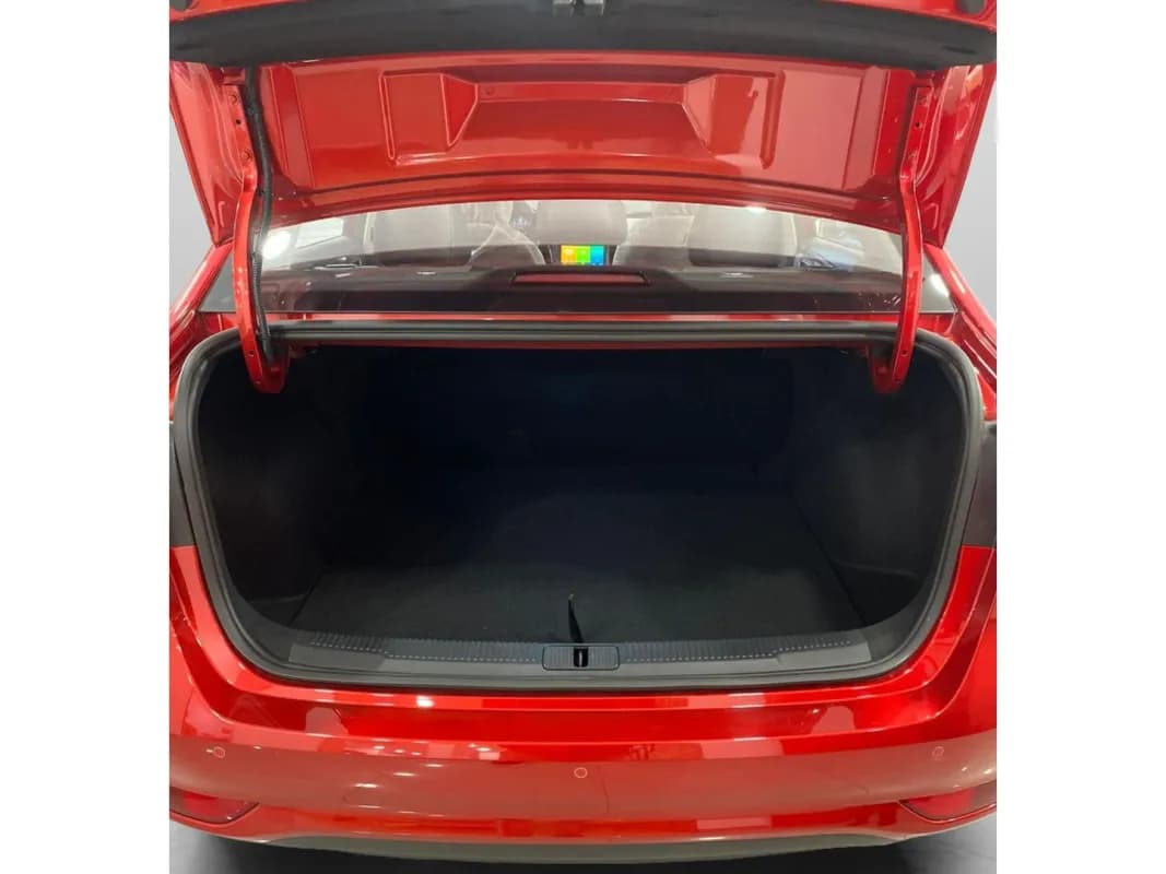 ام جي 5 2026 كومفورت أحمر أوتوماتيك — جديدة