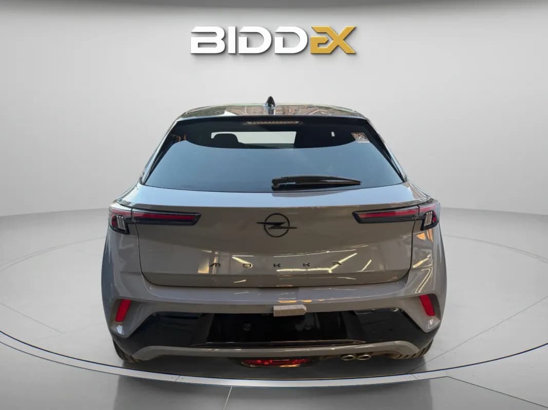 أوبل موكا 2026 بلاك اديشن ايه\تي رمادي أوتوماتيك — جديدة