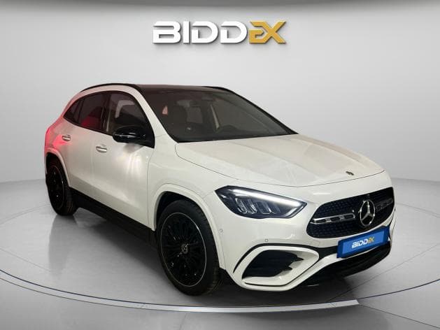 مرسيدس بنز GLA 200 2025 ايه ام جي أبيض أوتوماتيك — جديدة - 1