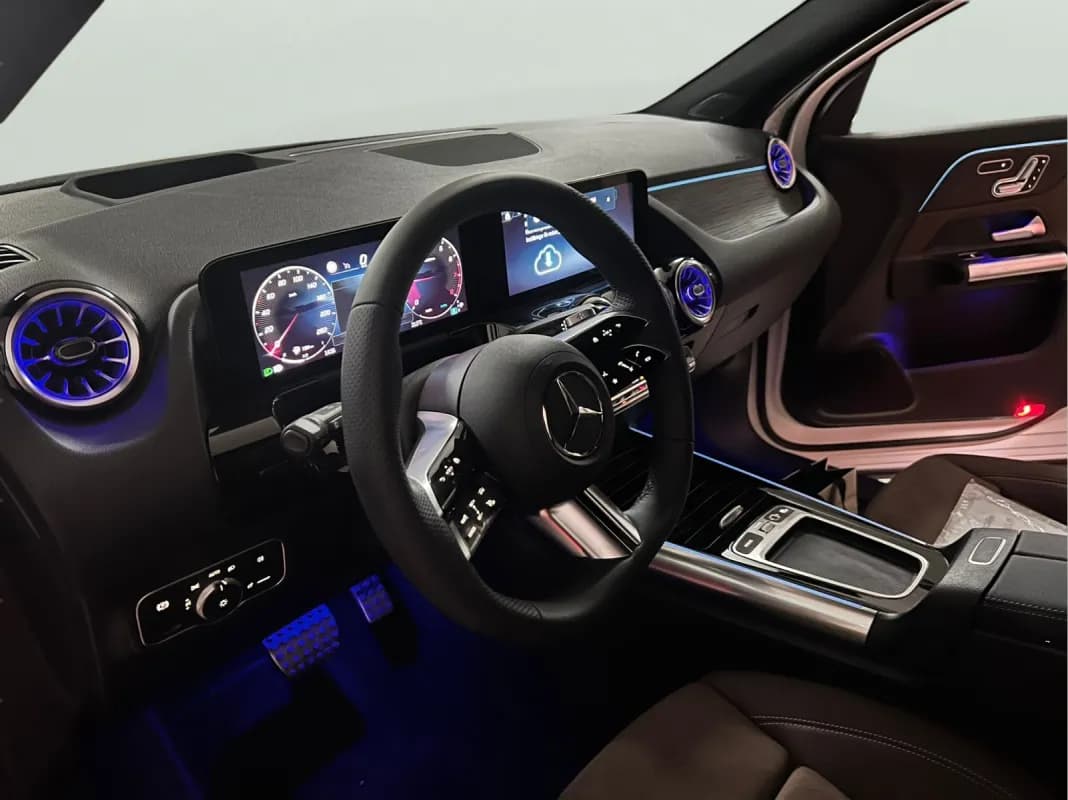 مرسيدس بنز GLA 200 2025