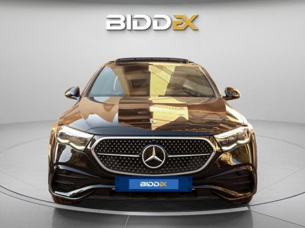 مرسيدس بنز E200 2025 ايه ام جي أسود أوتوماتيك — جديدة