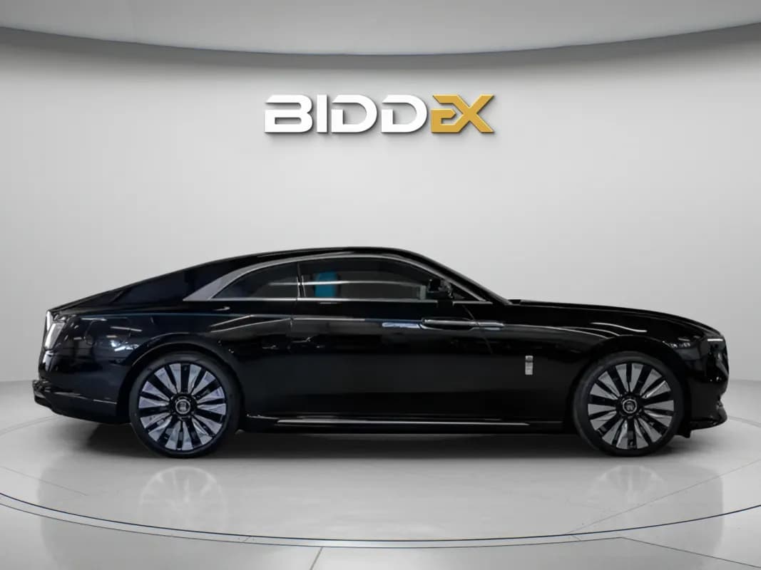 رولز رويس سبيكتري 2025