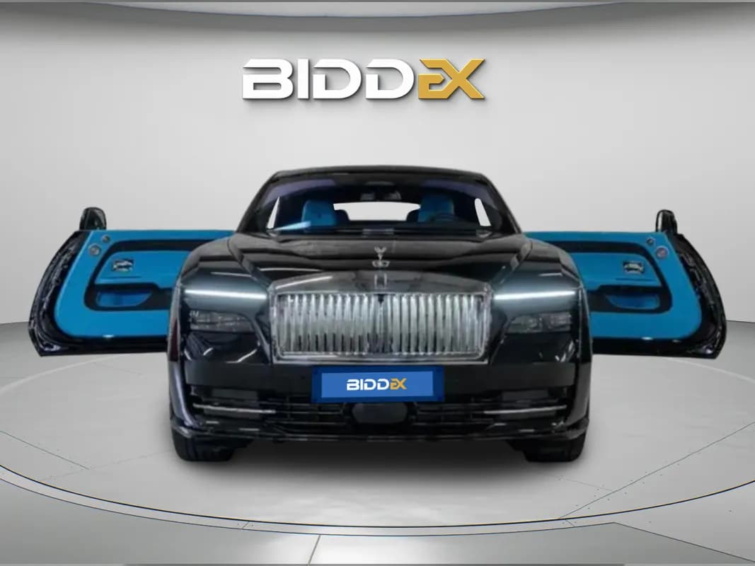 رولز رويس سبيكتري 2025