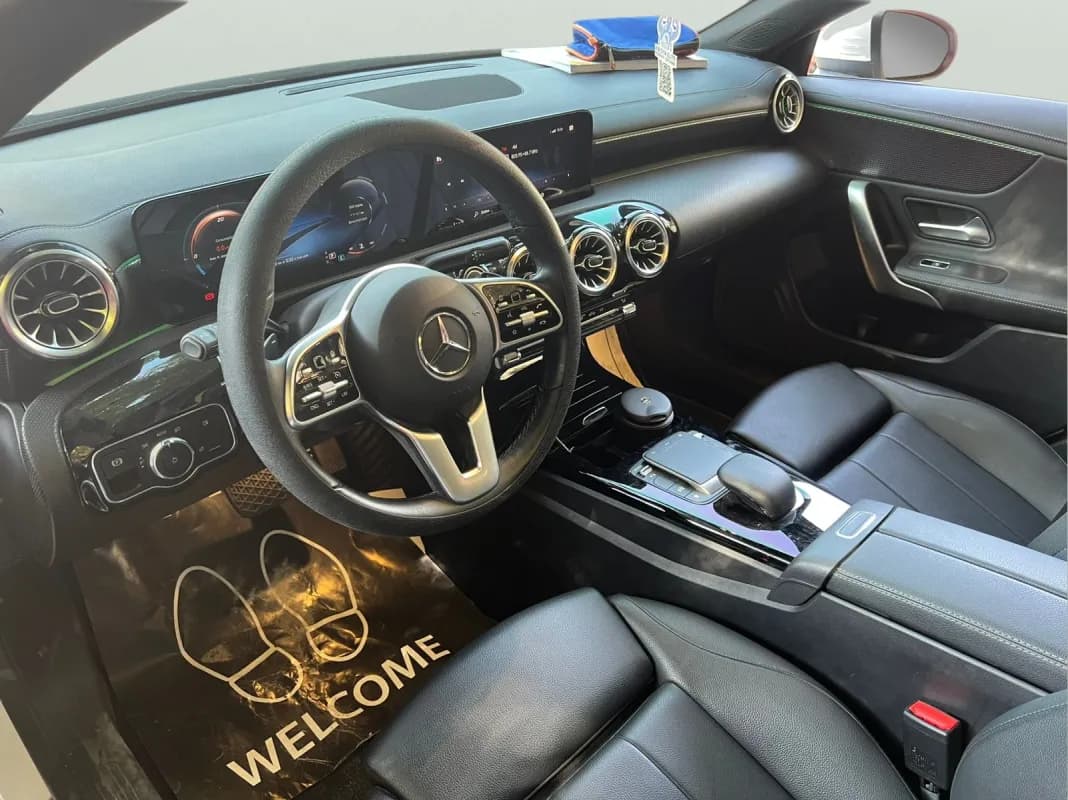 مرسيدس بنز CLA 180 2021