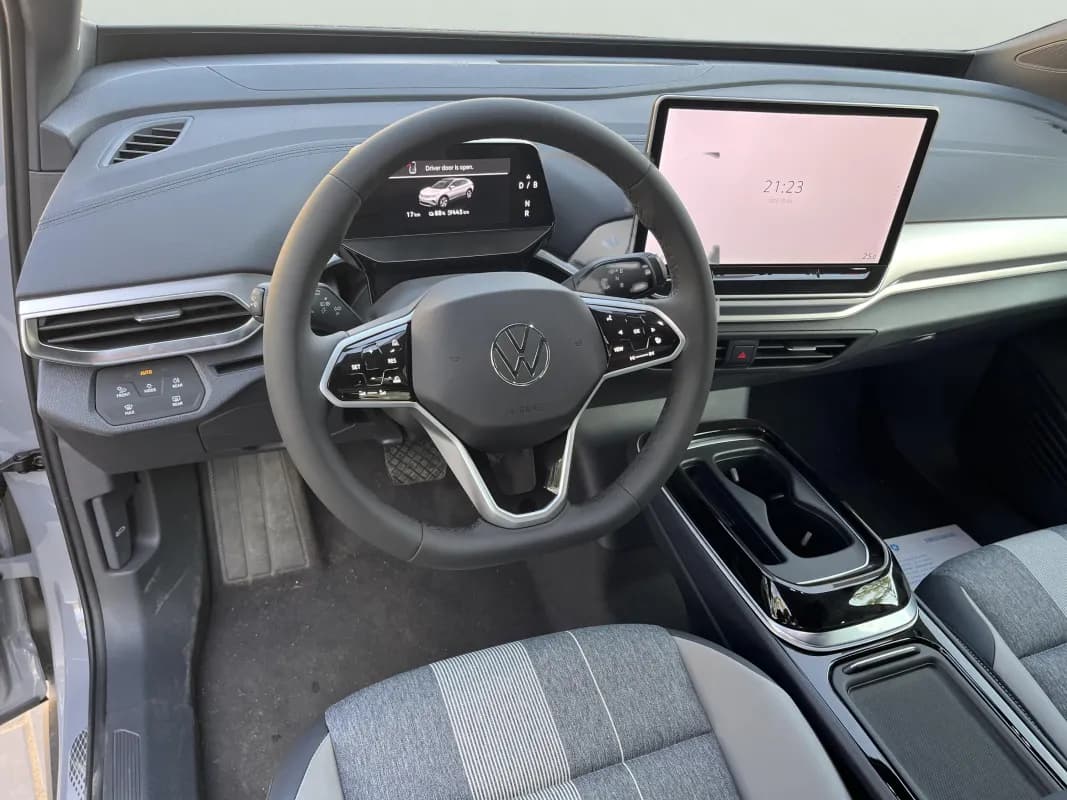 فولكس فاجن اي دي 4 2025