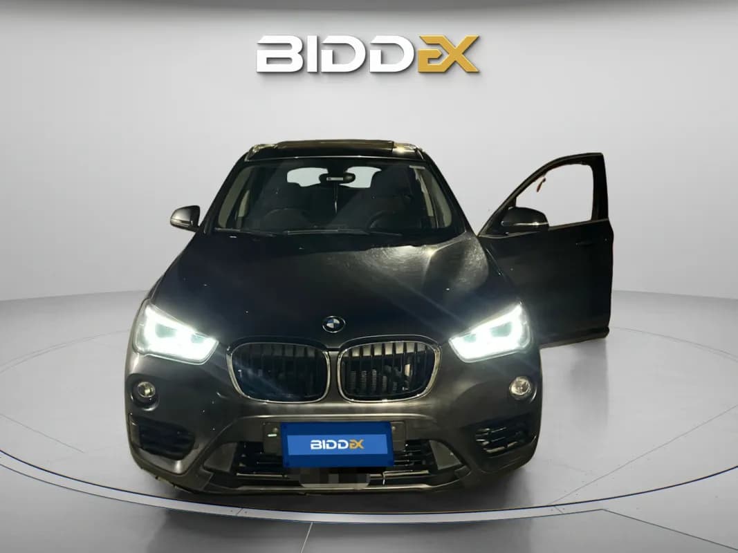 بي ام دبليو X1 2017