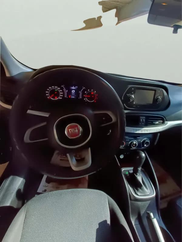 فيات تيبو 2020 بيز لاين أزرق أوتوماتيك — مستعملة