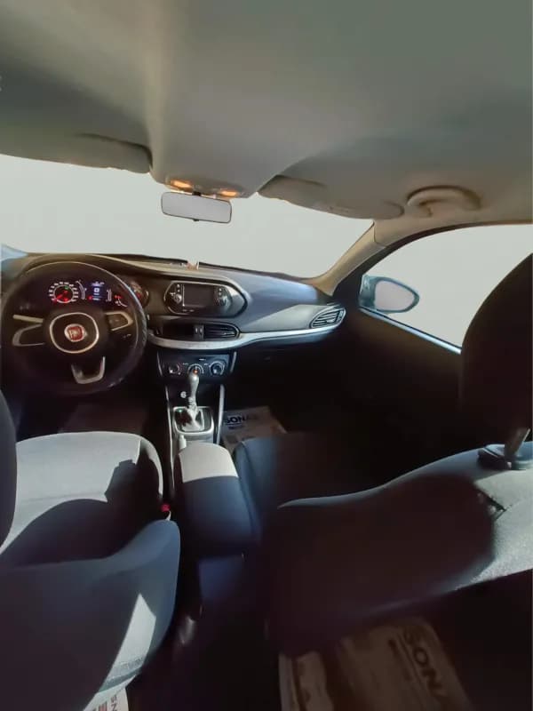 فيات تيبو 2020 بيز لاين أزرق أوتوماتيك — مستعملة