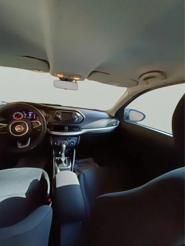 فيات تيبو 2020 بيز لاين أزرق أوتوماتيك — مستعملة