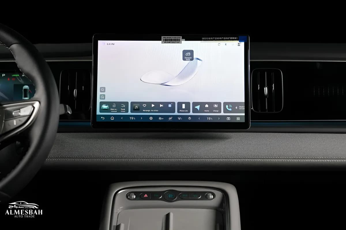 بي واي دي سيليون 2025