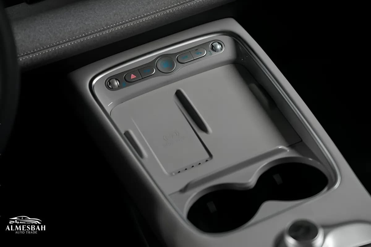 بي واي دي سيليون 2025