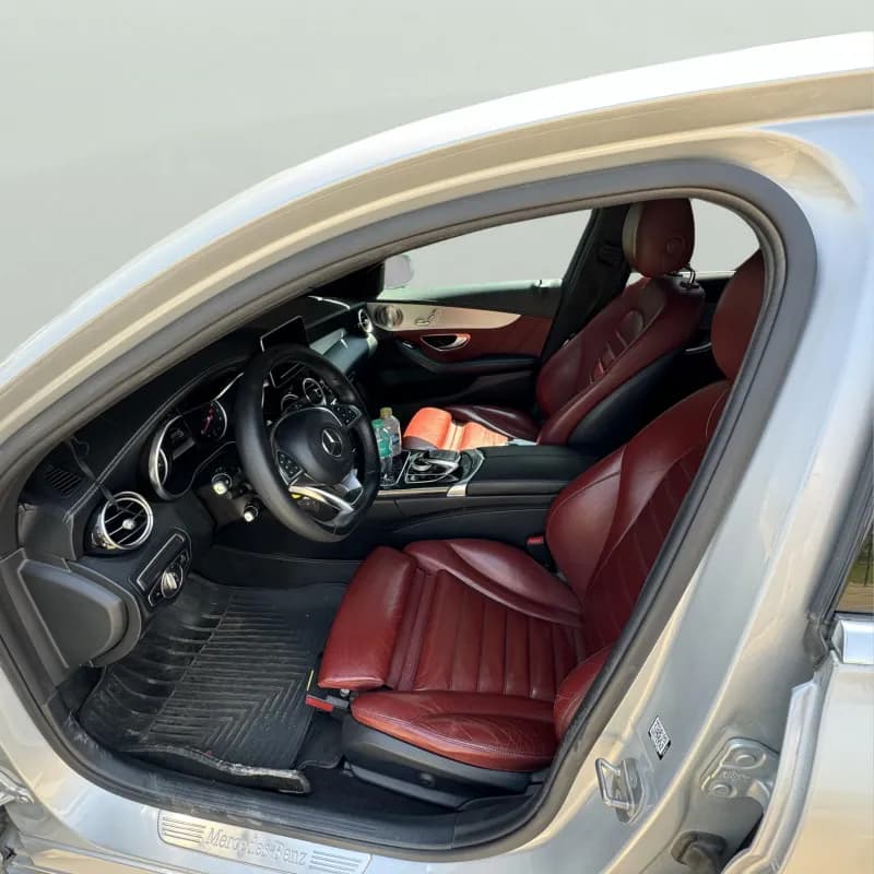 مرسيدس بنز C180 2017 ايه ام جي فضي أوتوماتيك — مستعملة