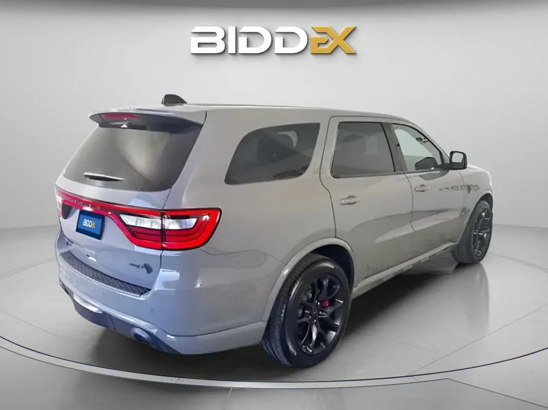 دودج دورانجو 2024 هيلكات اس ار تي رمادي أوتوماتيك — جديدة