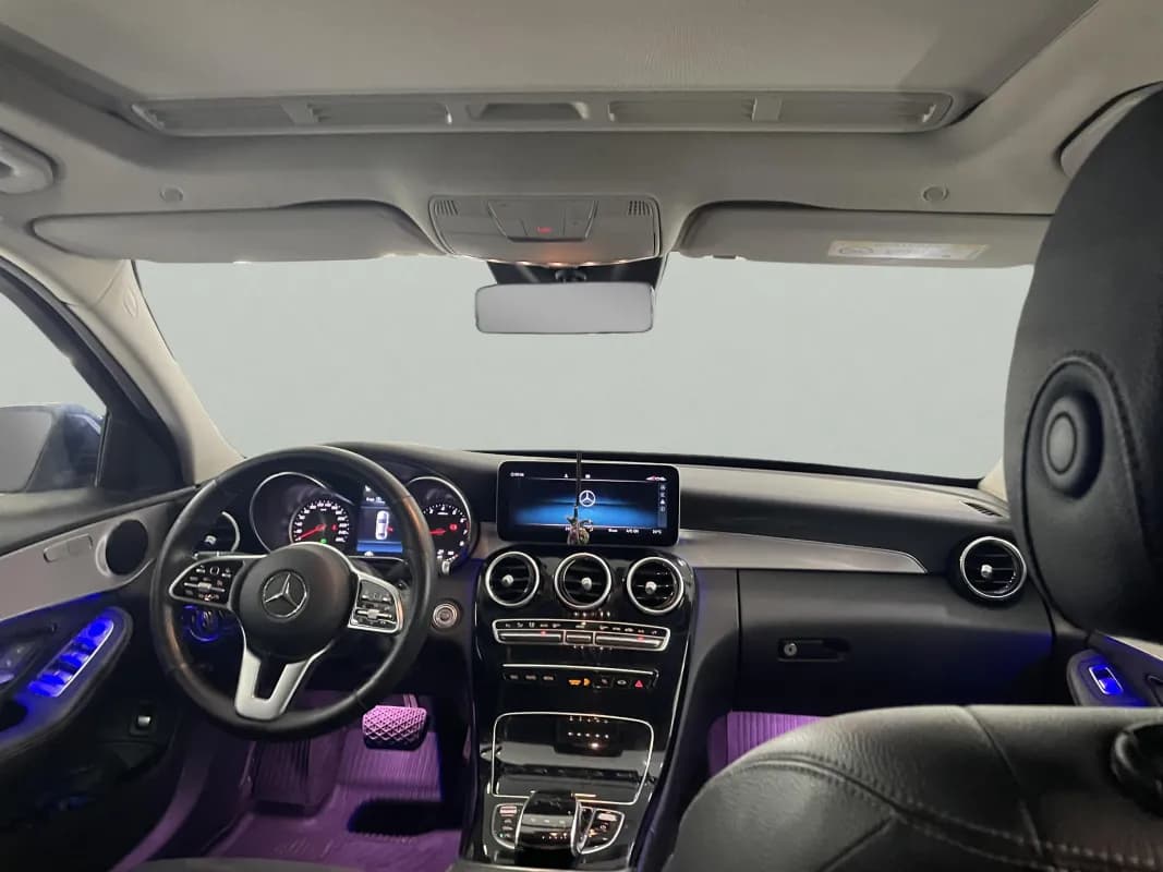 مرسيدس بنز C180 2021 كلاسيك أزرق أوتوماتيك — مستعملة