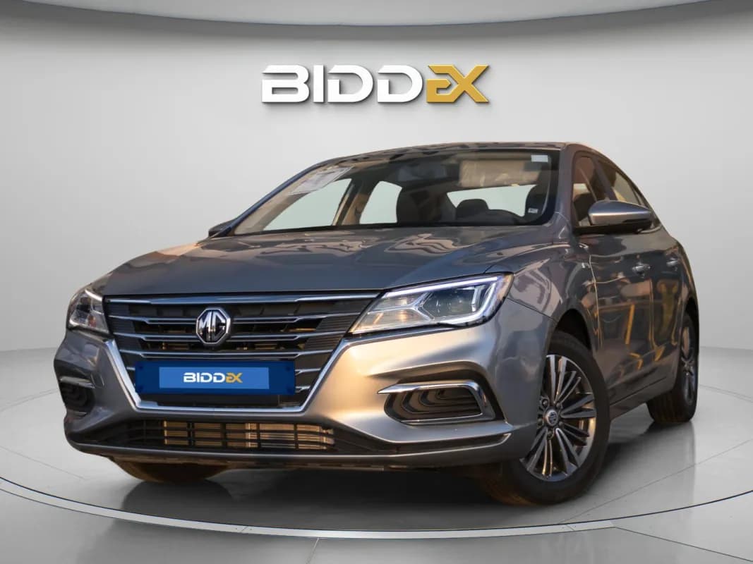 ام جي 5 2026 لاكشري أبيض أوتوماتيك — جديدة