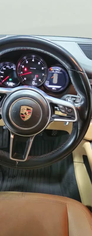 بورش ماكان 2018 فولي لوديد أزرق أوتوماتيك — مستعملة