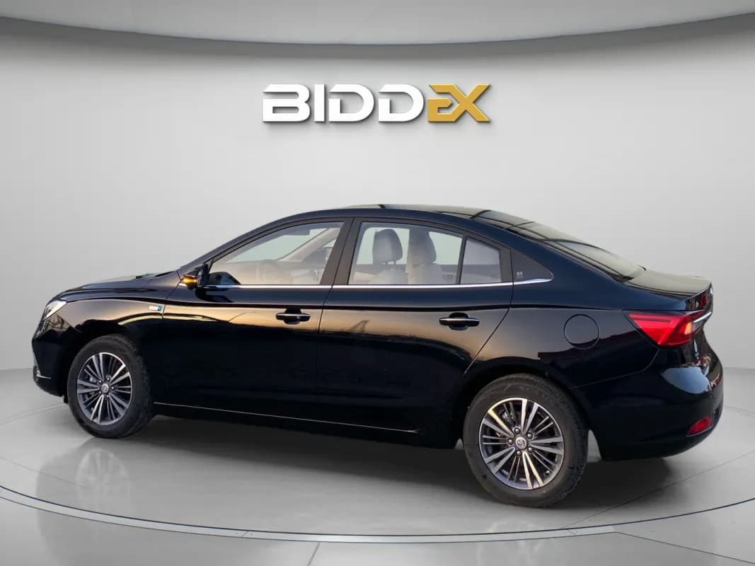 ام جي 5 2026 كومفورت أسود أوتوماتيك — جديدة