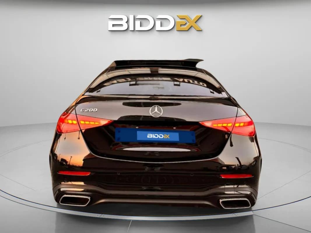مرسيدس بنز C200 2026 ايه ام جي أسود أوتوماتيك — جديدة