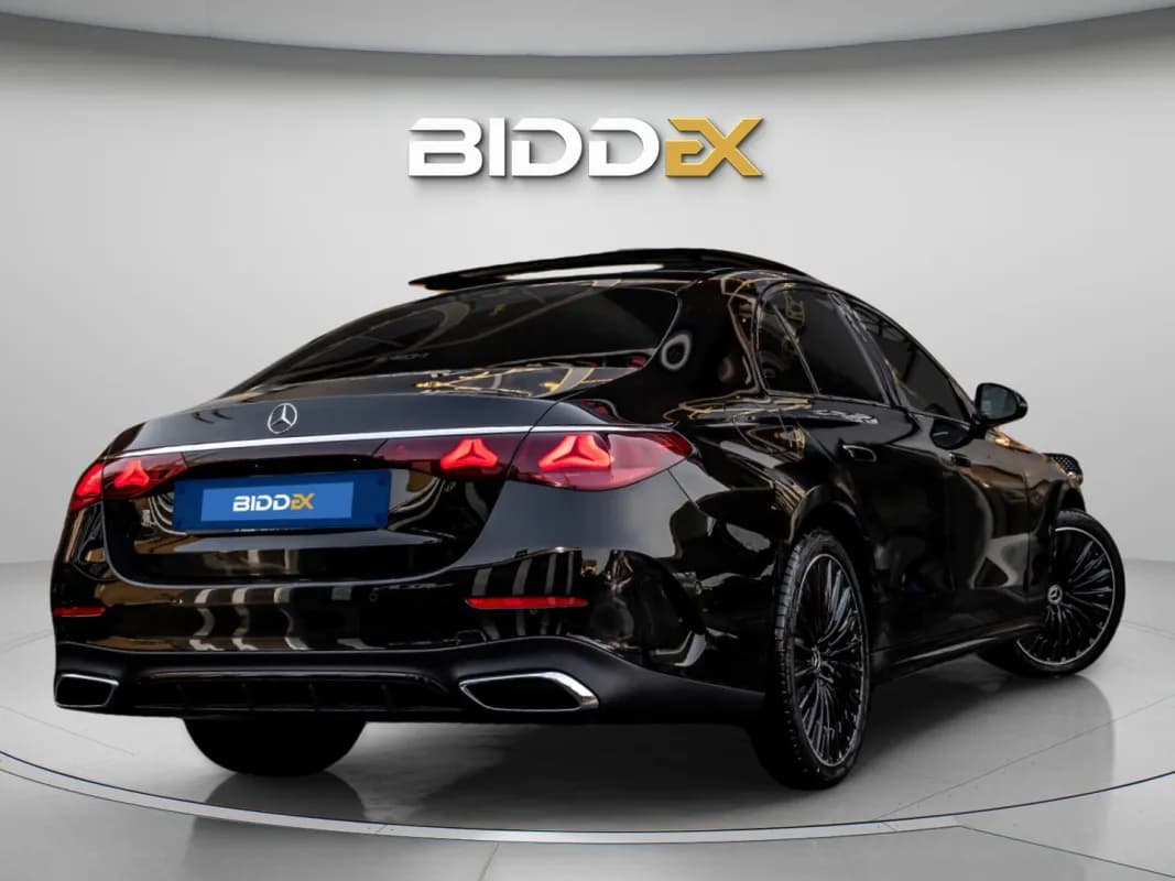 مرسيدس بنز E200 2026