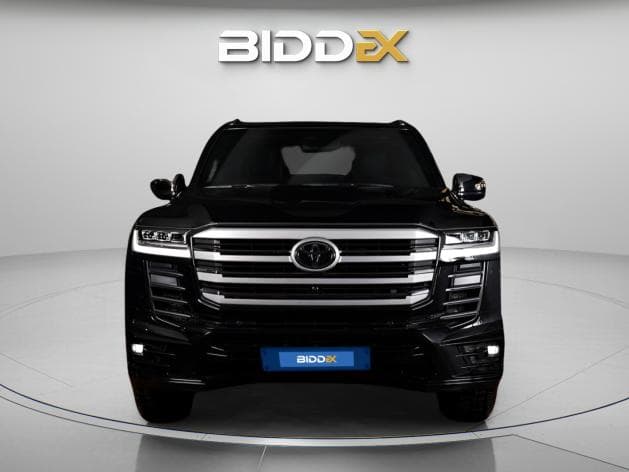 تويوتا لاند كروزر 2025