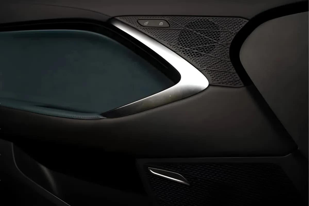 ام جي 7 2026 لاكشري أخضر زيتي أوتوماتيك — جديدة