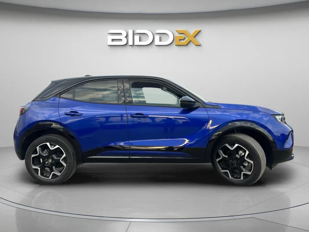 أوبل موكا 2026 بلاك اديشن ايه\تي أزرق أوتوماتيك — جديدة