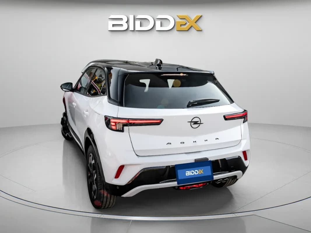 أوبل موكا 2026 بلاك اديشن ايه\تي أبيض أوتوماتيك — جديدة