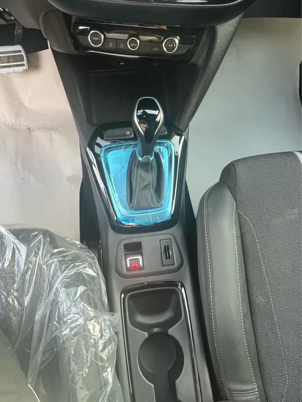 أوبل كورسا 2026 سبورت أحمر أوتوماتيك — جديدة