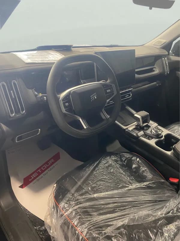 جيتور تي 1 2026 لاكشيري أسود أوتوماتيك — جديدة