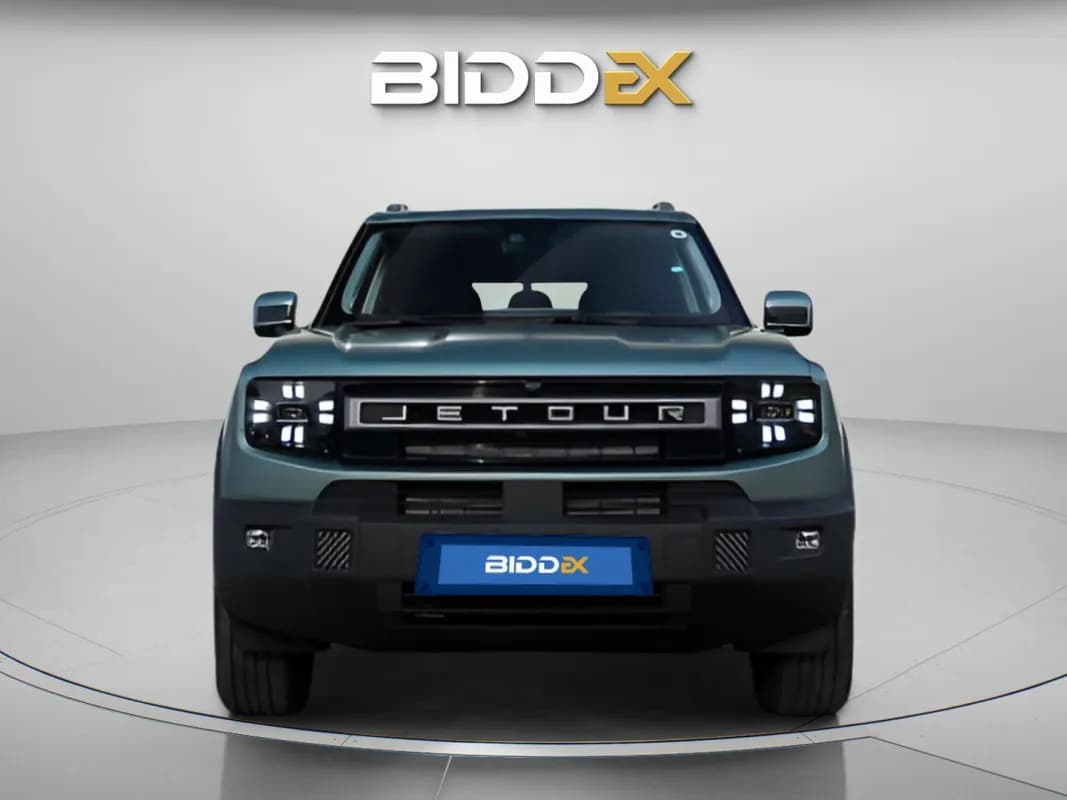 جيتور تي 1 2026 لاكشيري رمادي أوتوماتيك — جديدة