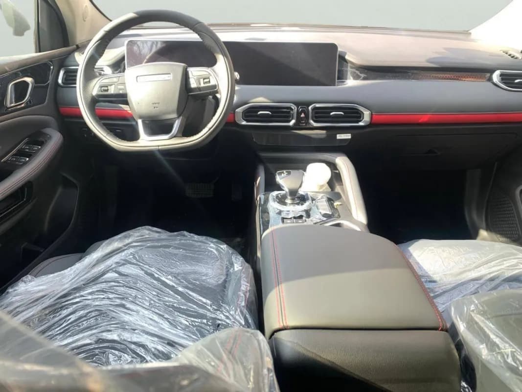 سويست S06 2026 هاي لاين أبيض أوتوماتيك — جديدة