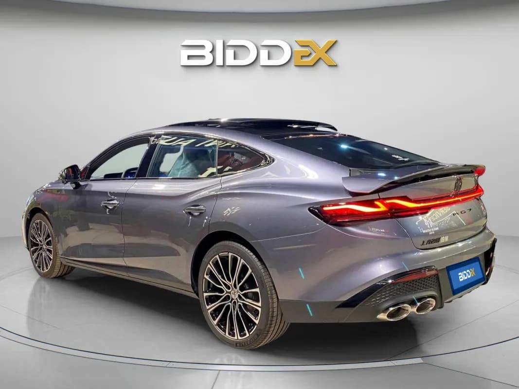 ام جي 7 2026 تروفي رمادي أوتوماتيك — جديدة